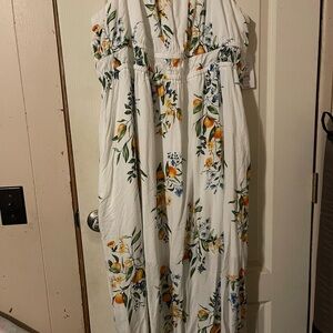 Time and Tru White Floral Midi Dress